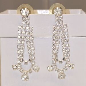 EUC Vintage '90s Chandelier Rhinestone Earrings